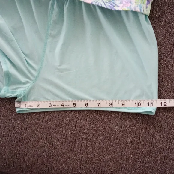 🐢HTF Lilly Pulitzer🐢 - Ocean Trail Short - Picture 13 of 15